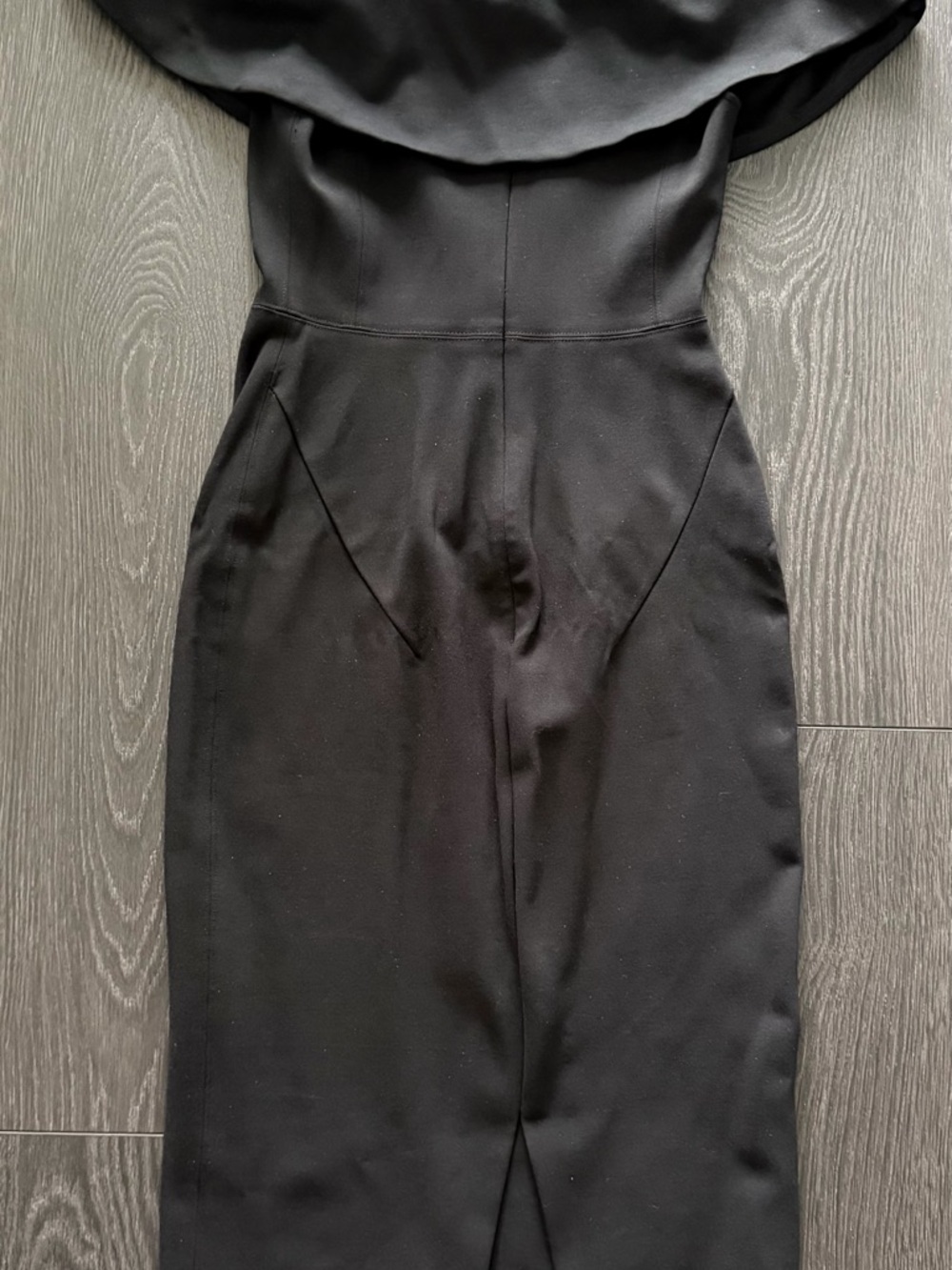 Aritzia Babaton Black Off-Shoulder Sheath Dress - Picture 5 of 7